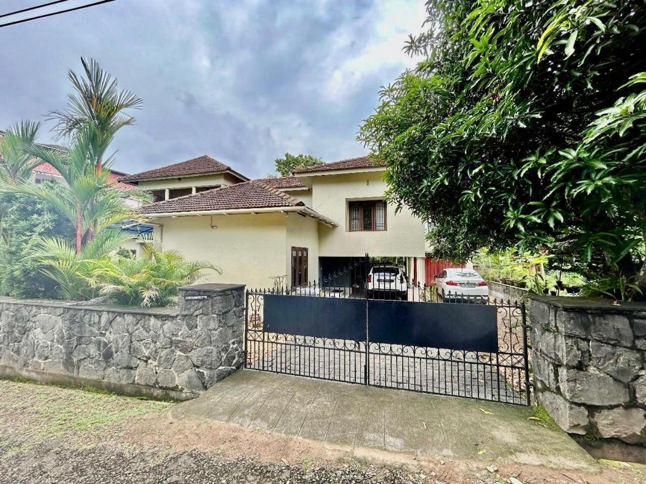 Mango Tree Villa Kochi ภายนอก รูปภาพ
