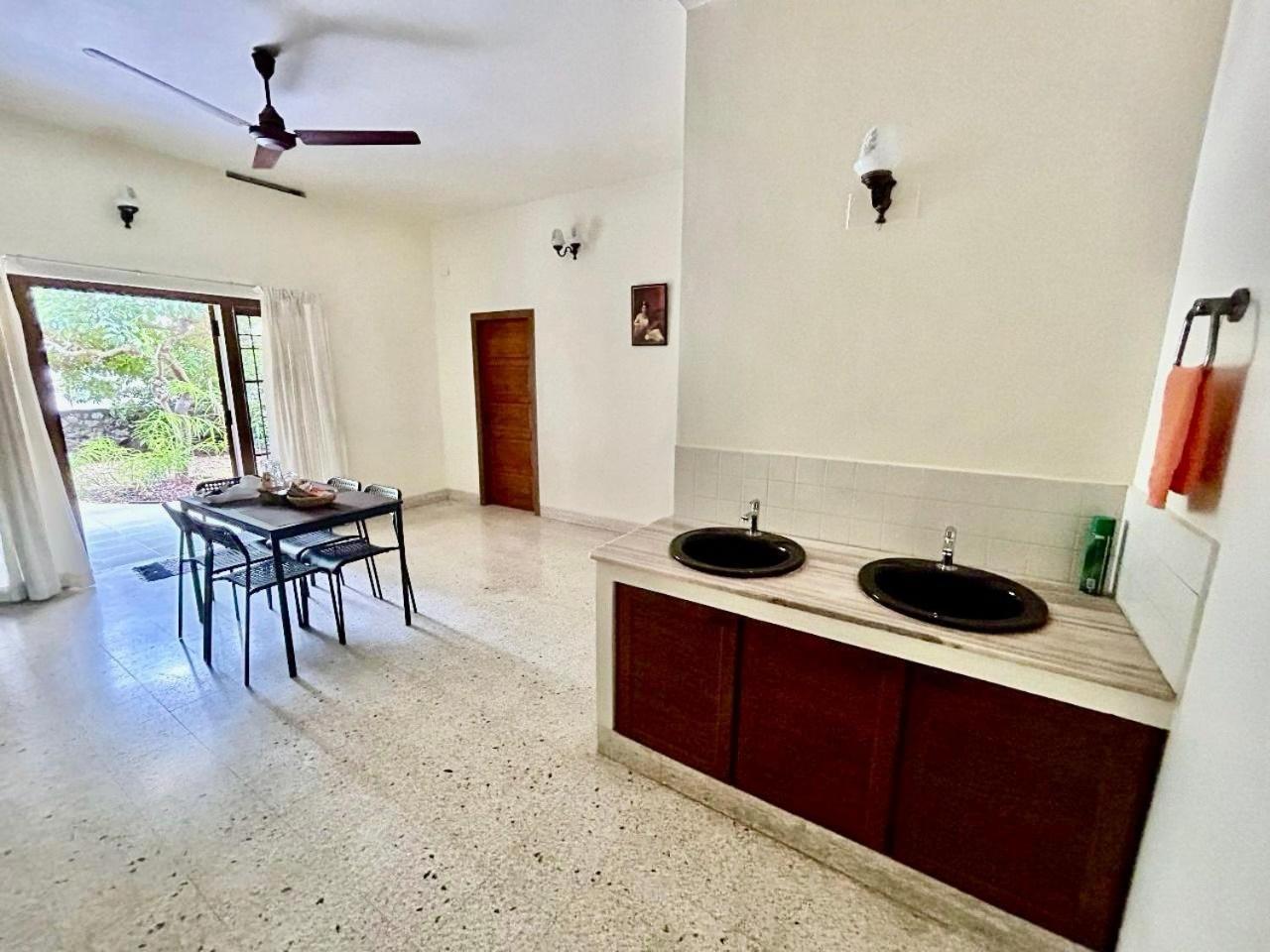 Mango Tree Villa Kochi ภายนอก รูปภาพ
